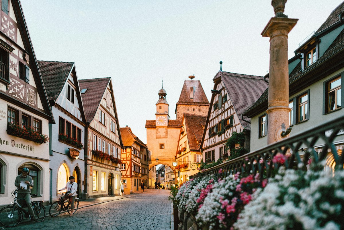 International Luxury Tours
